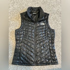 The North Face Puffy Vest - SM